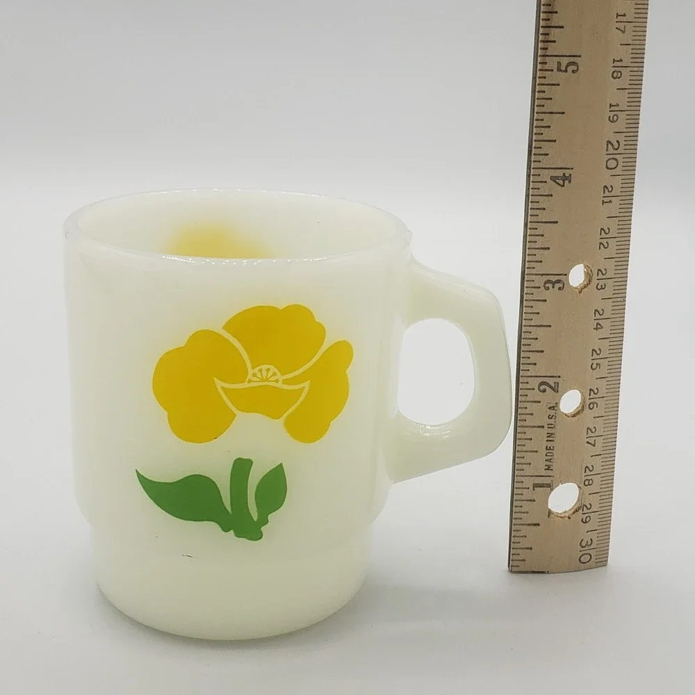 Anchor Hocking Fire King Milk Glass Cup with Yellow Poppy Flower‎ Stackable